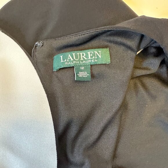 Little black dress - Picture 4 of 5